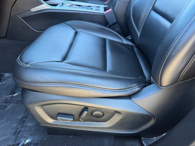 Certified 2023 Ford Explorer XLT w/ Equipment Group 202A AWD/4WD image 15