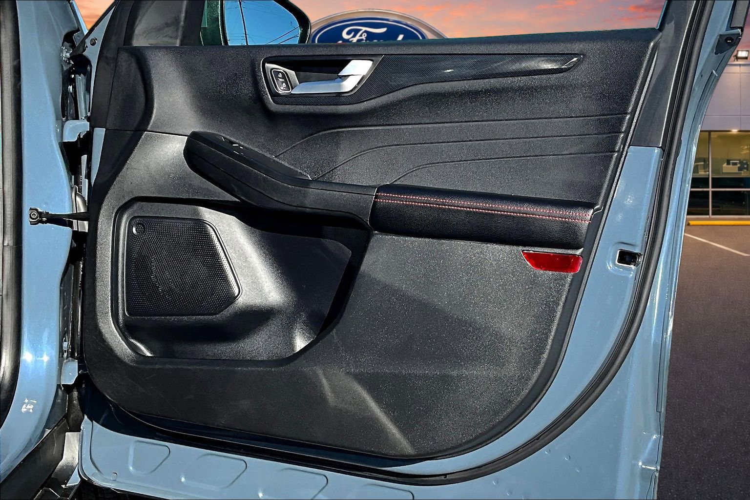 Certified 2025 Ford Escape ST-Line Elite AWD/4WD image 24