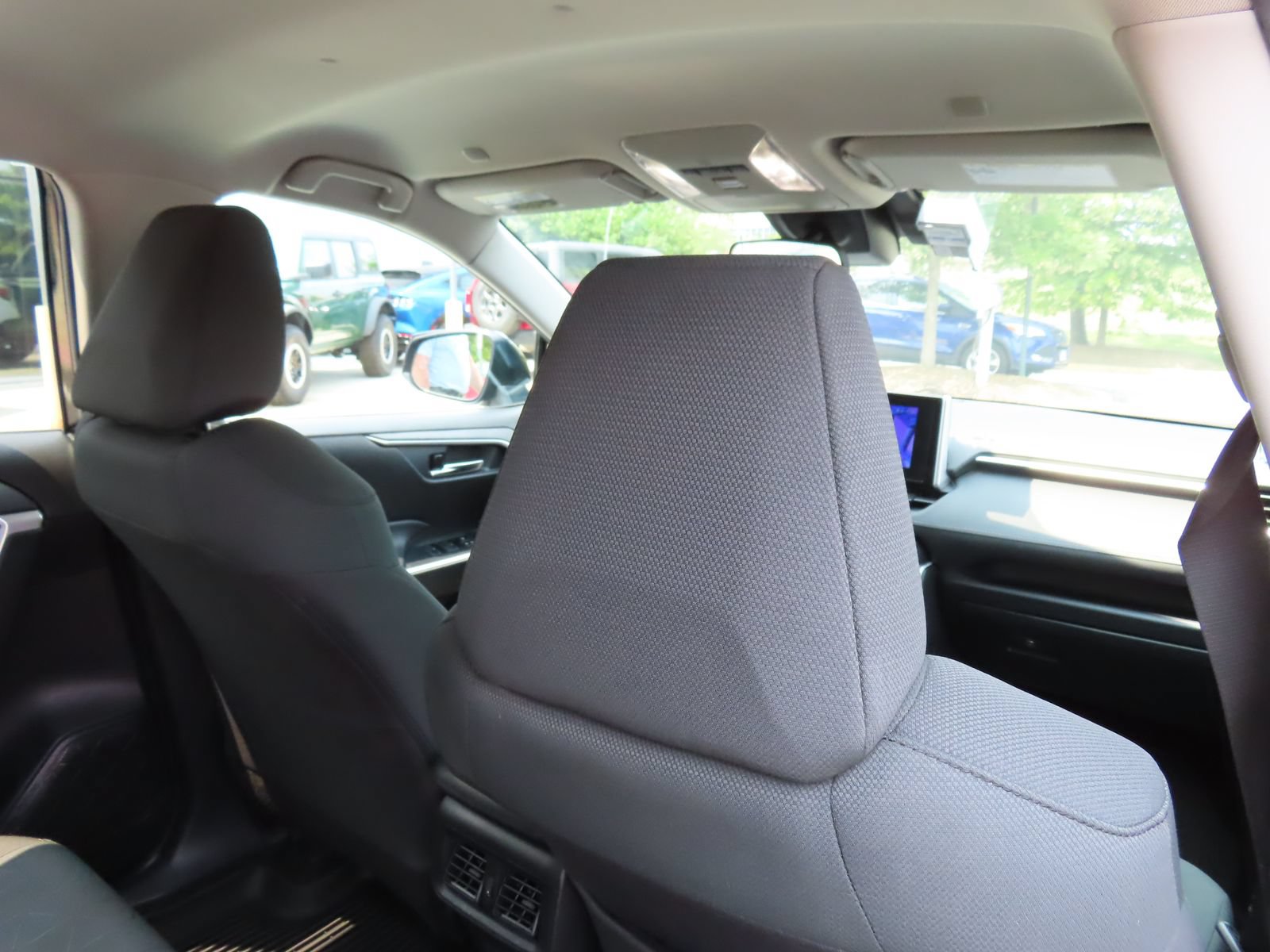 Used 2024 Toyota RAV4 XLE w/ Weather Package AWD/4WD image 30
