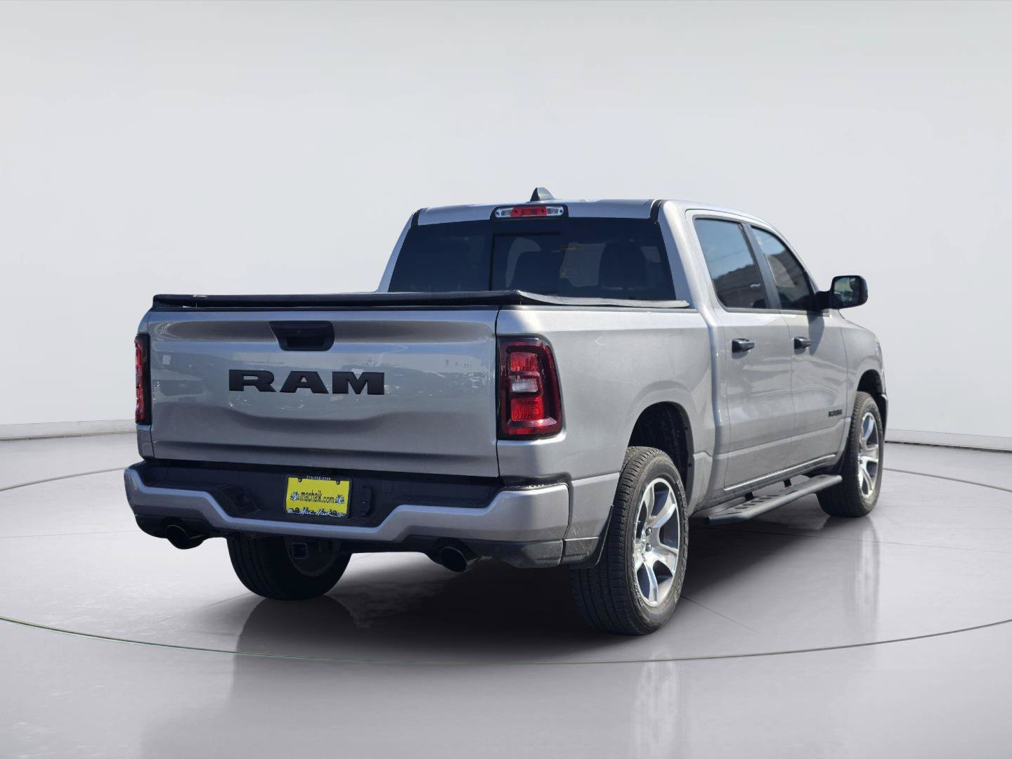 Used 2026 RAM 1500 Express RWD image 8