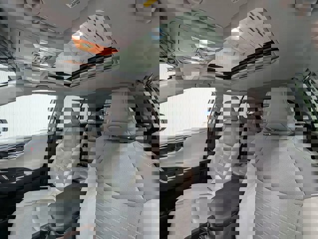 Used 2019 Toyota RAV4 Limited w/ Cold Weather Package image 8