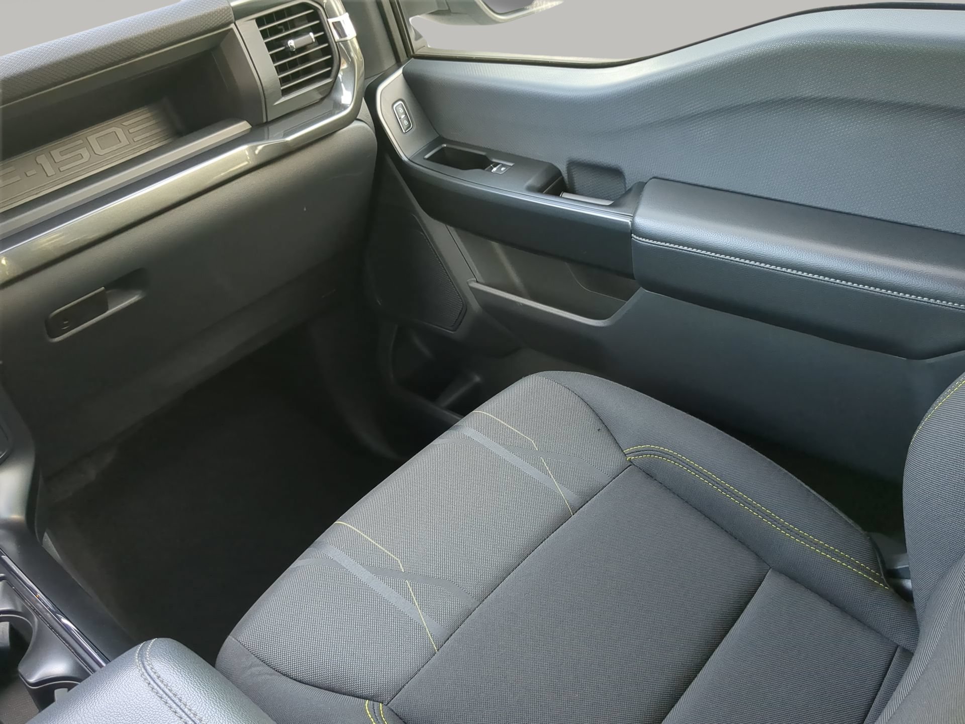 Certified 2025 Ford F150 STX AWD/4WD image 53