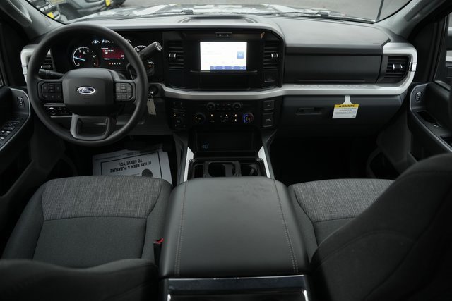 Certified 2025 Ford F350 XLT w/ 360-Degree Camera Package image 20