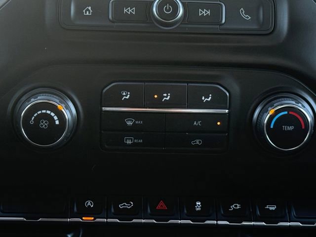 Used 2020 Chevrolet Silverado 1500 Custom w/ Custom Value Package image 10