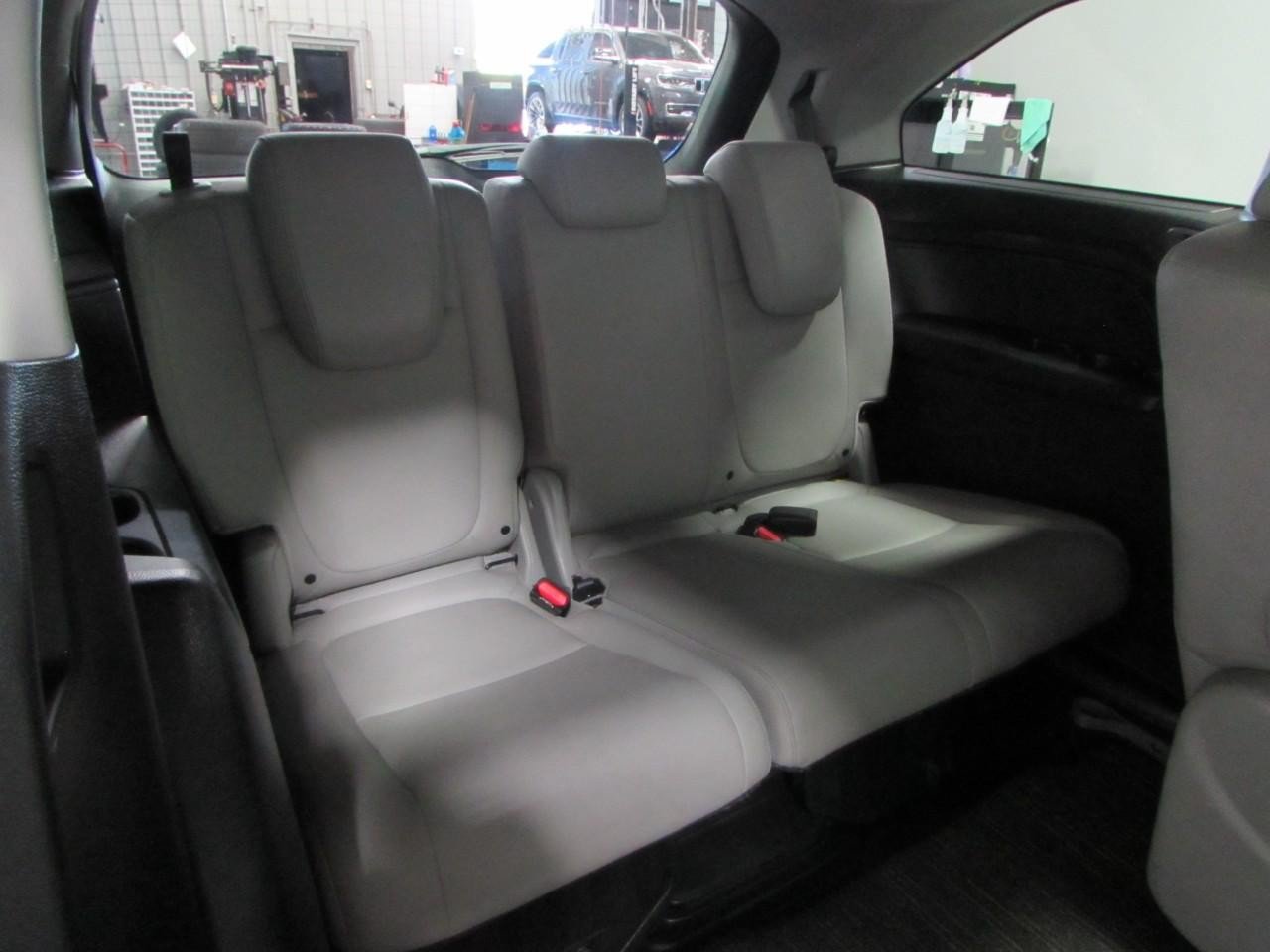 Used 2024 Honda Odyssey EX-L image 19