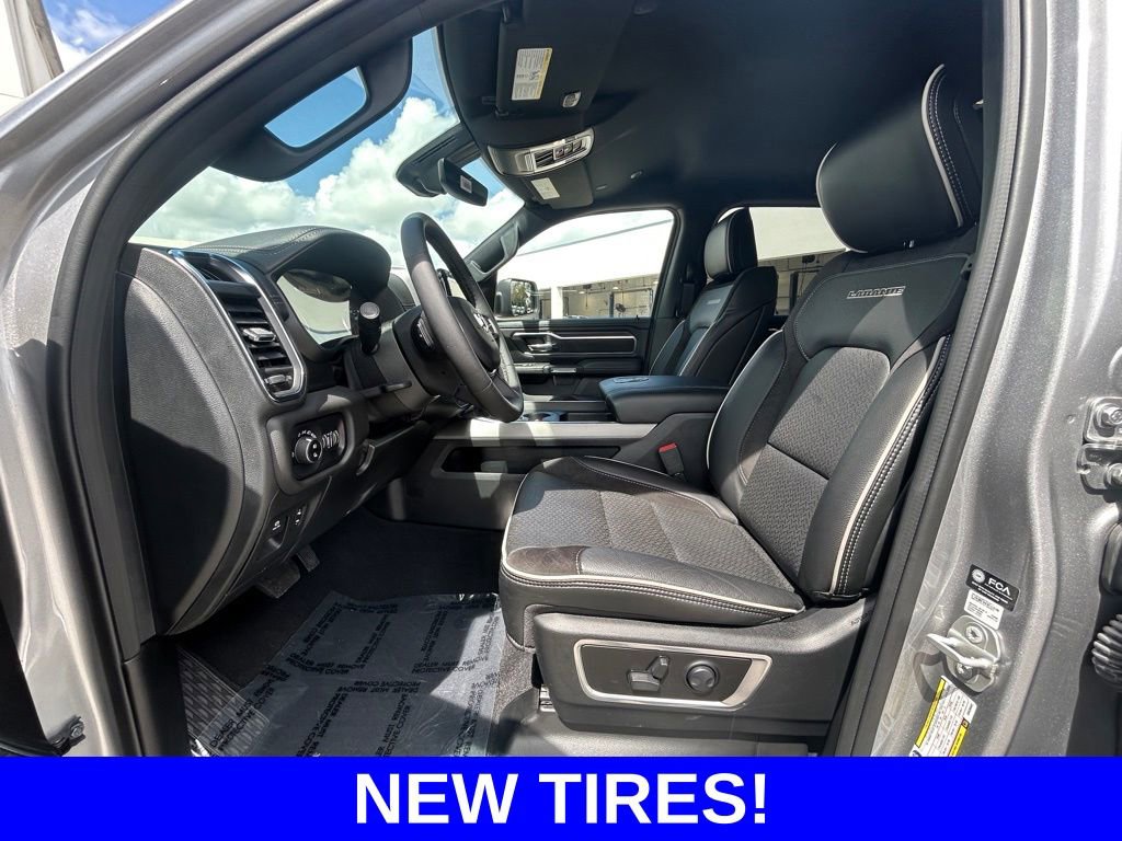 Used 2025 RAM 1500 Laramie AWD/4WD image 10