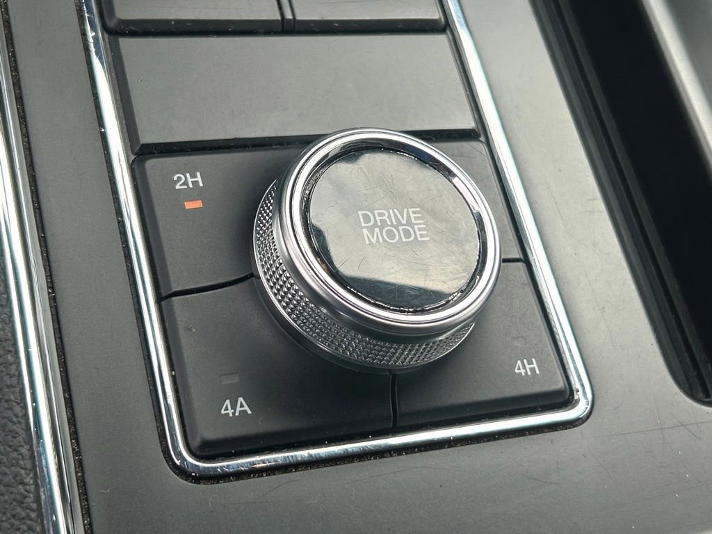 Certified 2024 Ford Expedition XLT image 16