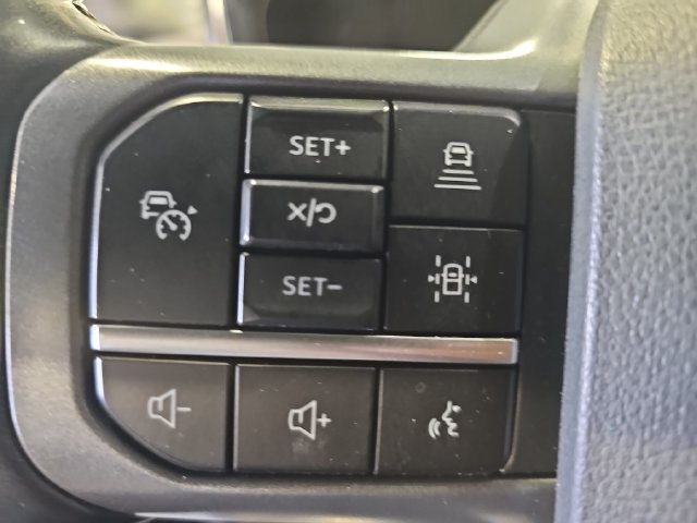Certified 2024 Ford F250 Lariat w/ Lariat Ultimate Package AWD/4WD image 17