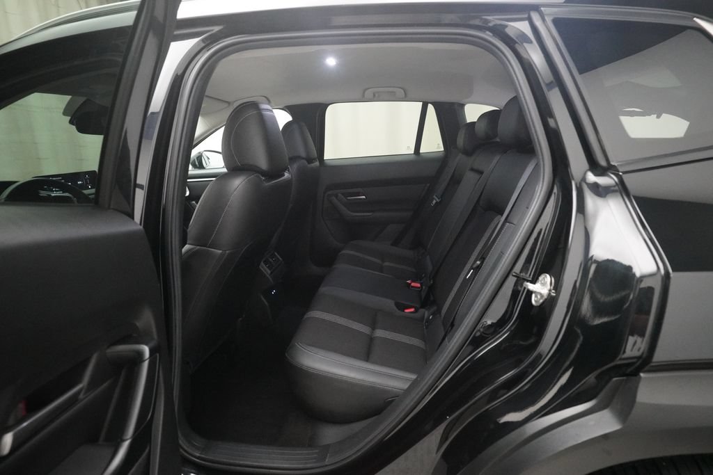 Used 2025 MAZDA CX-50 AWD 2.5 S w/ Preferred Package image 16