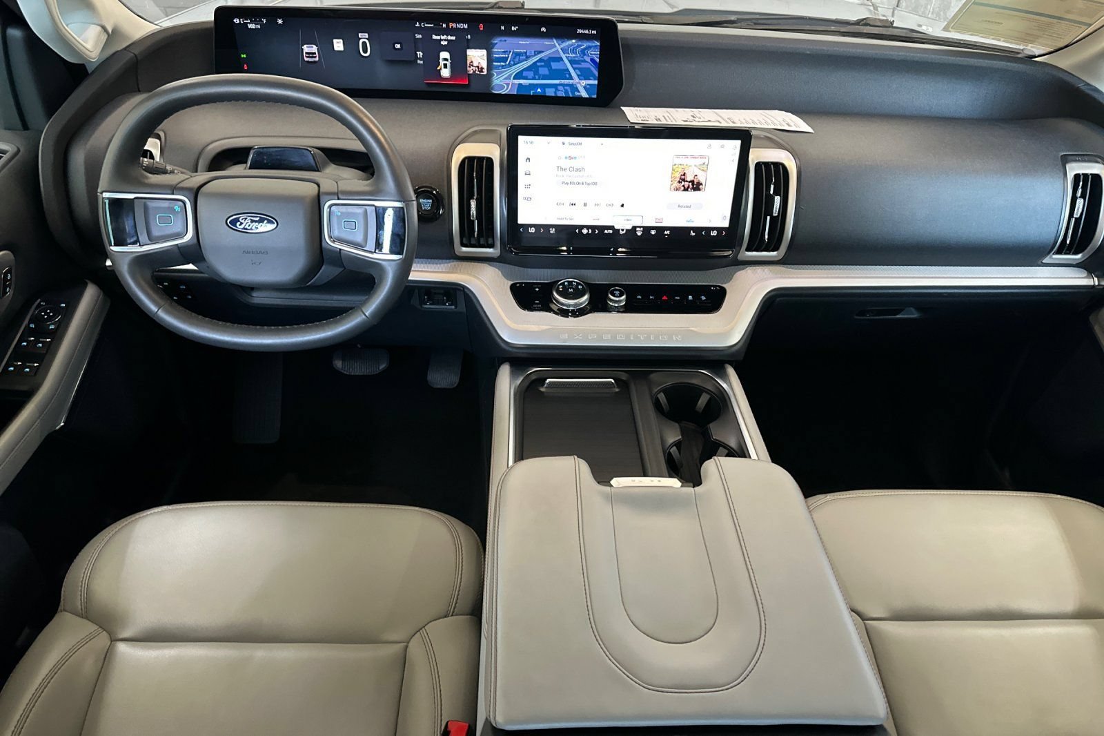 Certified 2025 Ford Expedition Active AWD/4WD image 13