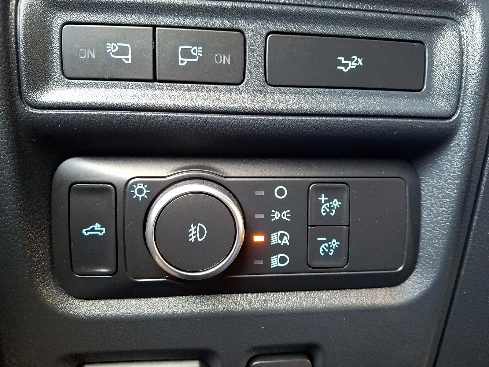 Certified 2022 Ford F150 XLT w/ Equipment Group 302A High image 27