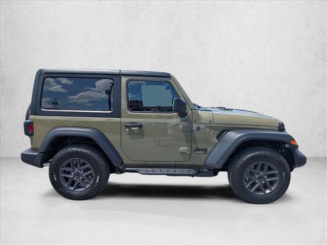 Used 2026 Jeep Wrangler Sport AWD/4WD image 4