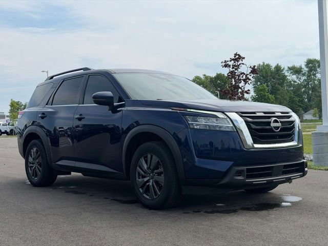 Used 2022 Nissan Pathfinder SV