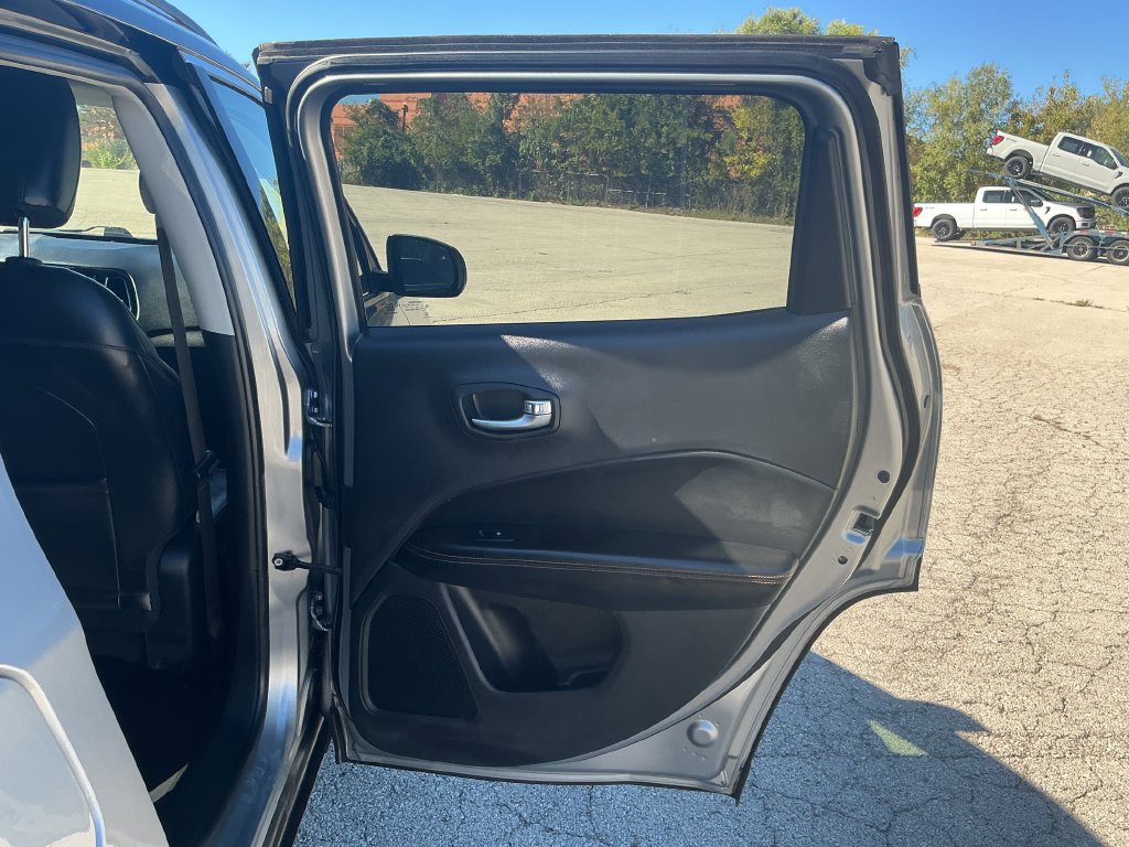 Used 2021 Jeep Compass Limited AWD/4WD image 19