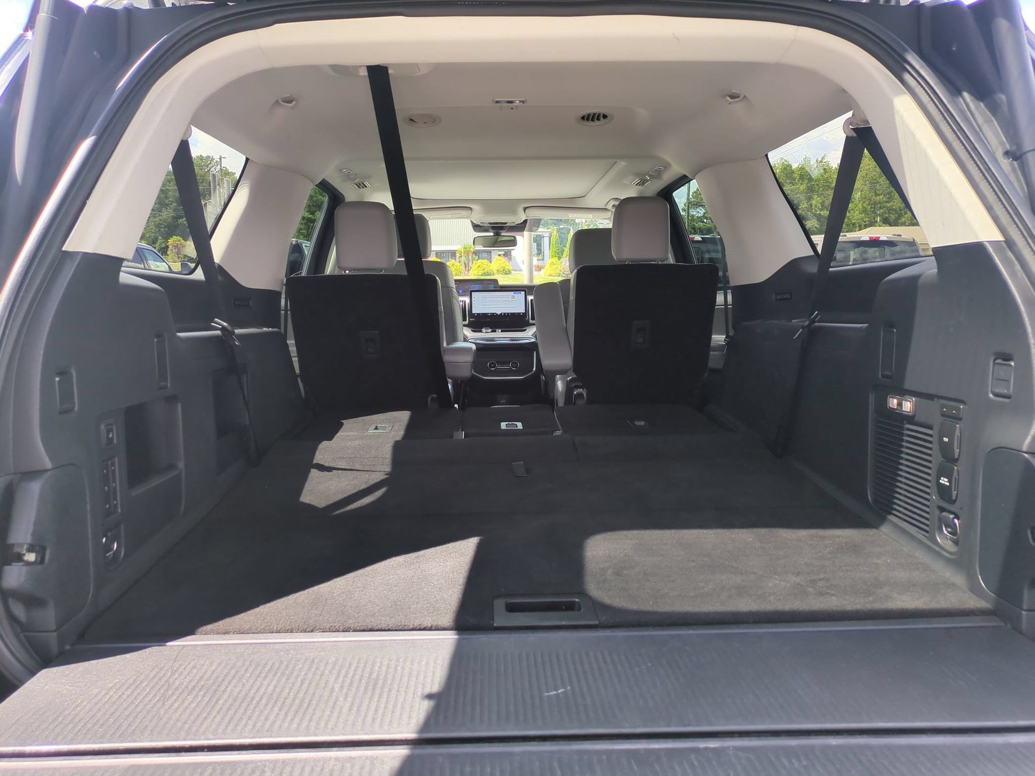 Certified 2025 Ford Expedition Max Active RWD image 7