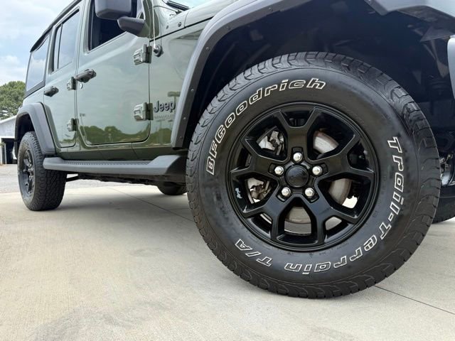 Used 2022 Jeep Wrangler Unlimited Sport AWD/4WD image 3