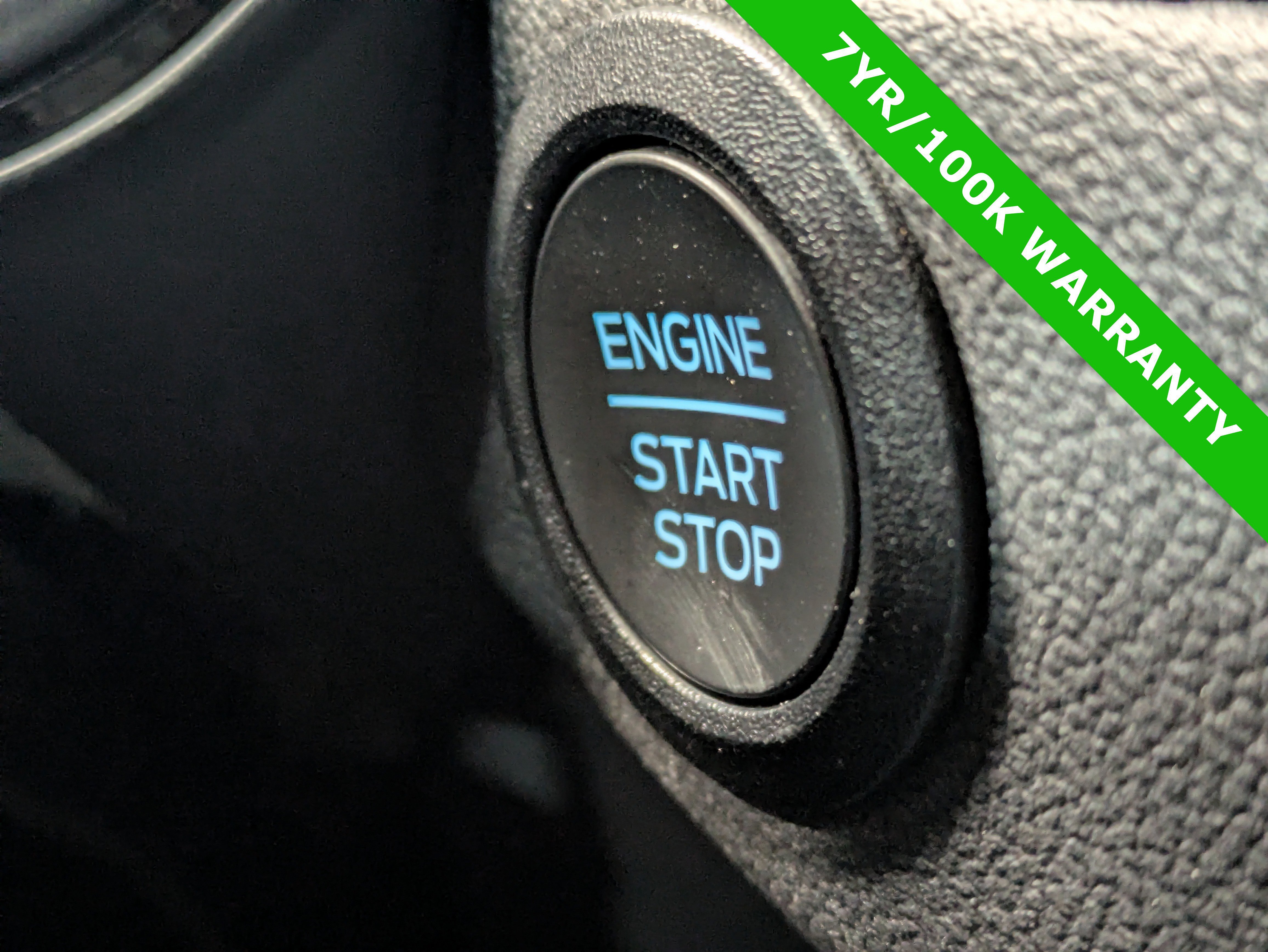 Certified 2025 Ford Escape ST-Line image 33