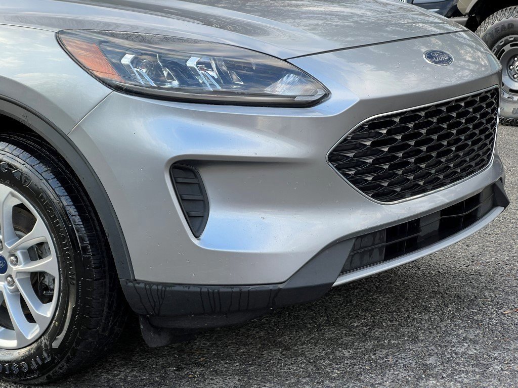Certified 2022 Ford Escape SE image 8