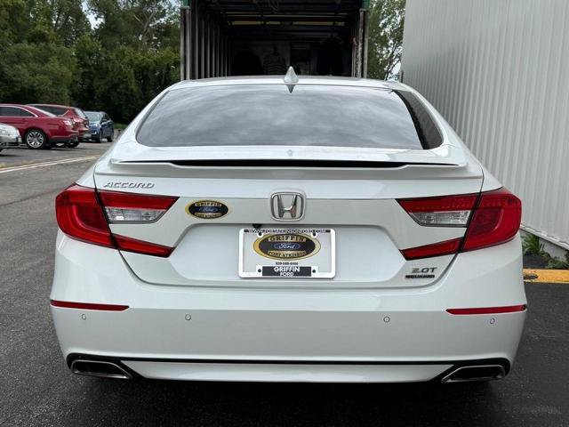 Used 2019 Honda Accord Touring image 4