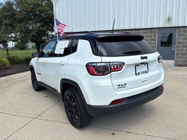 Used 2022 Jeep Compass Latitude w/ Convenience Group AWD/4WD image 9
