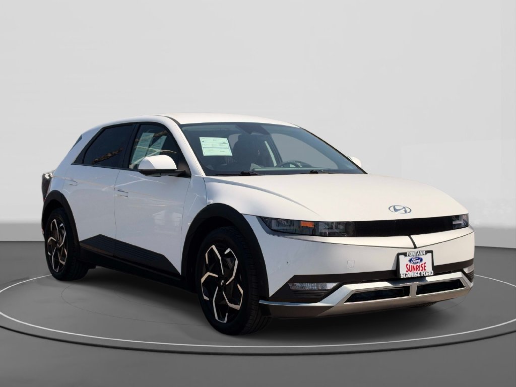 Used 2024 Hyundai Ioniq 5 SE RWD image 4