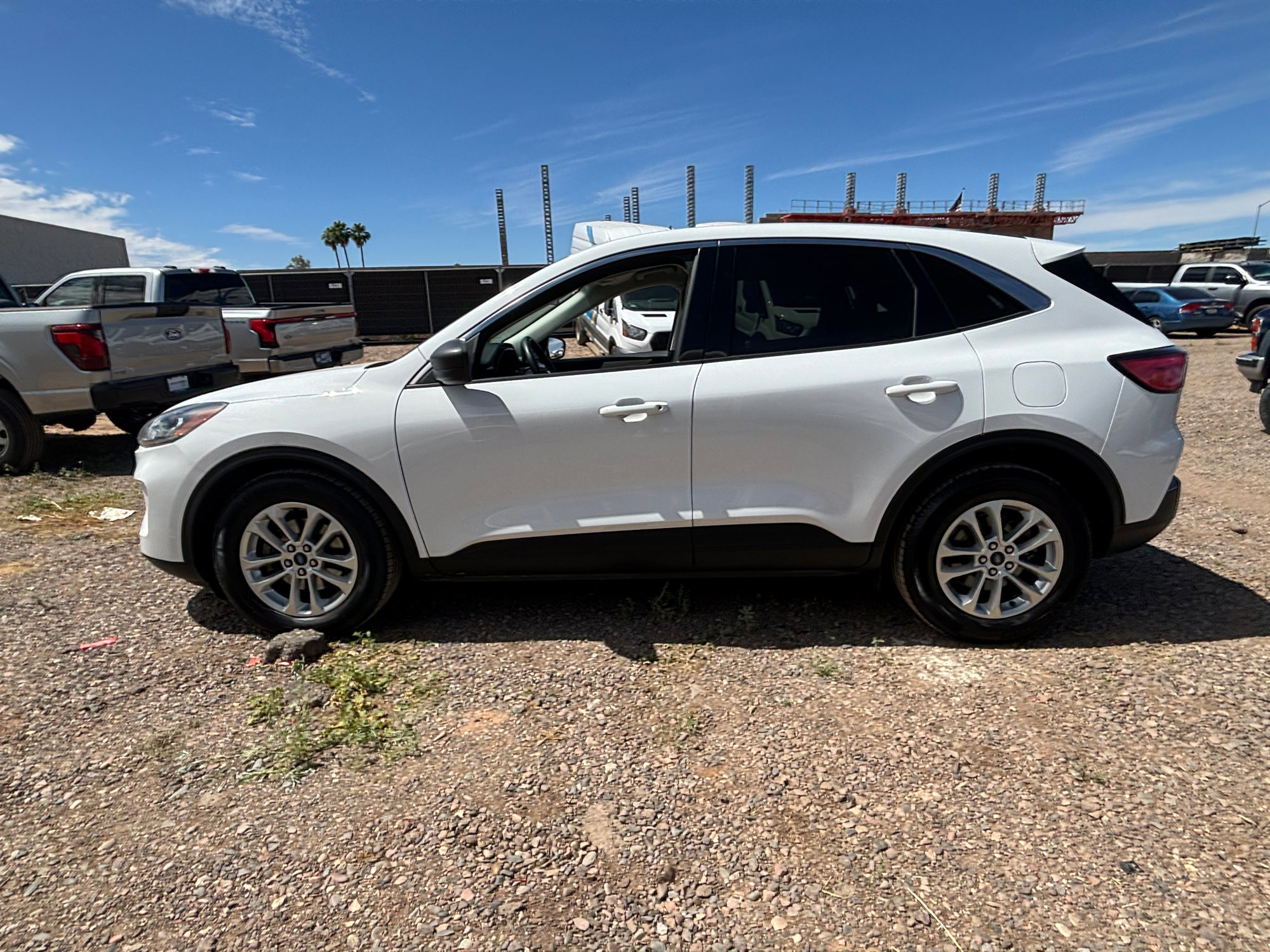 Certified 2022 Ford Escape SE FWD image 2