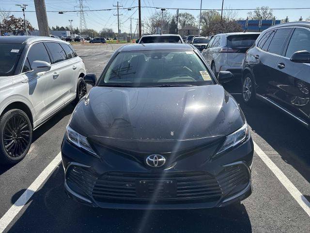 Used 2024 Toyota Camry LE AWD/4WD image 5