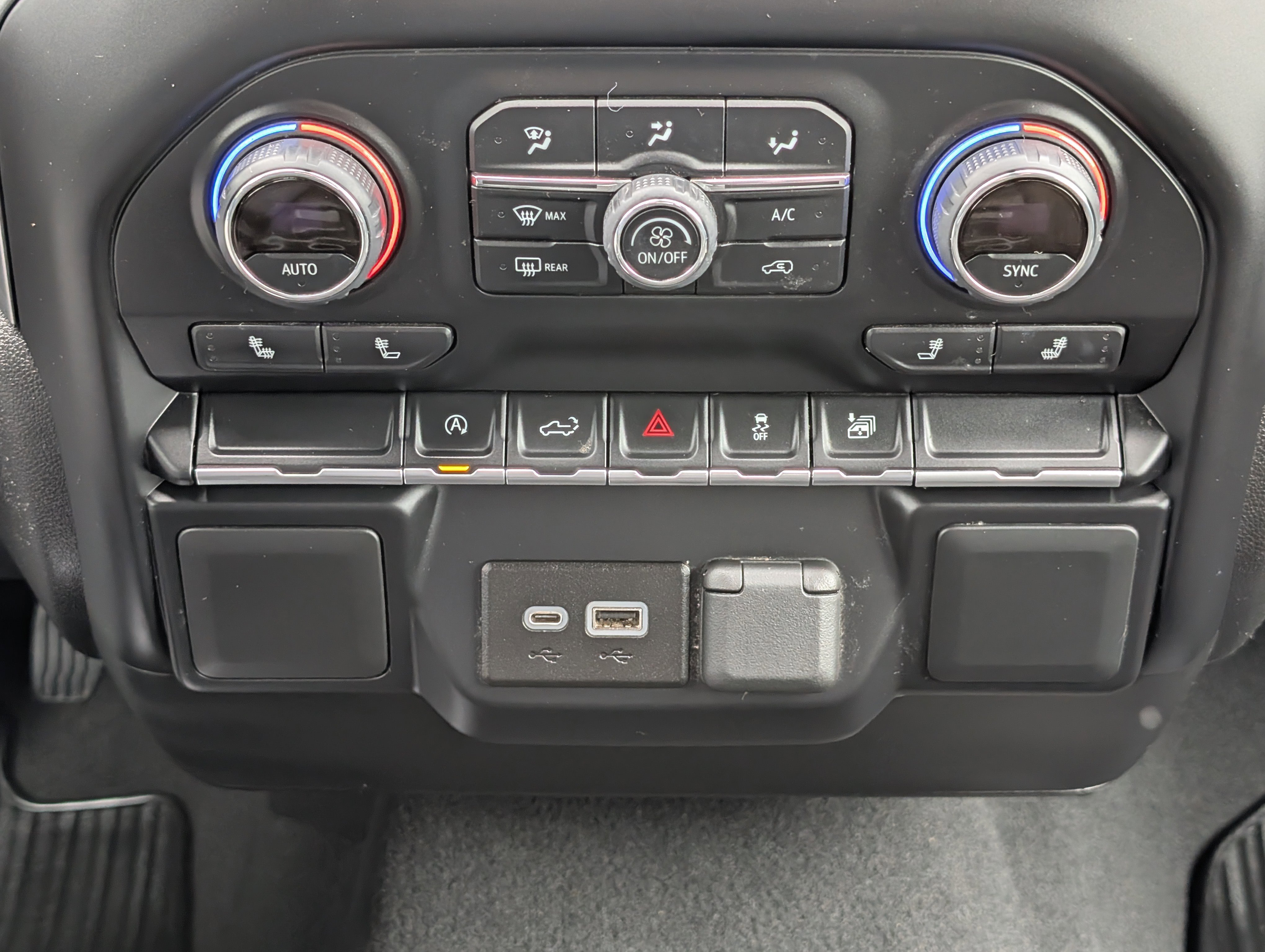 Used 2022 Chevrolet Silverado 1500 RST AWD/4WD image 23