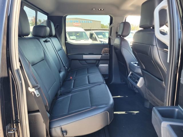 Certified 2023 Ford F450 Lariat w/ Lariat Ultimate Package image 18