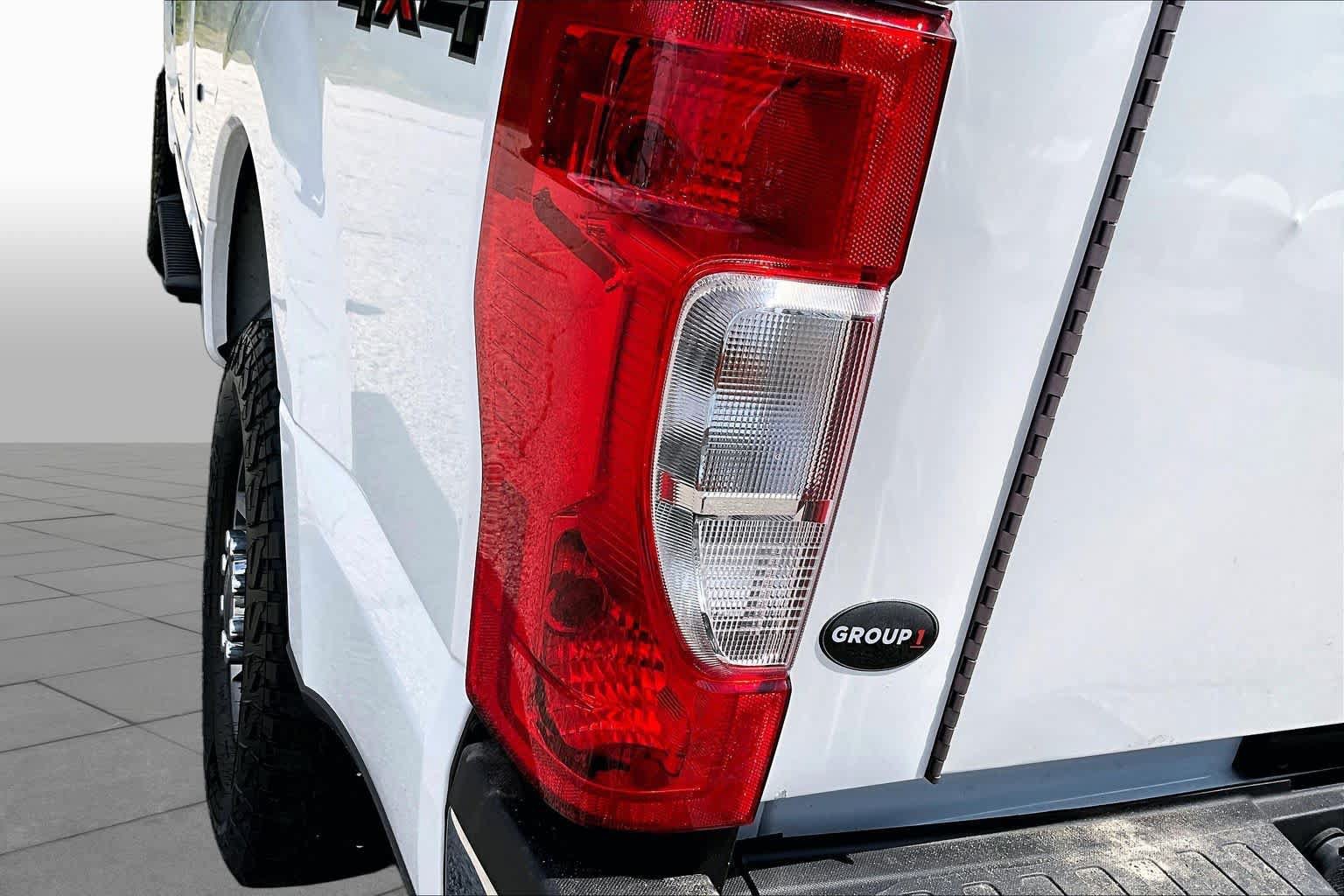Certified 2022 Ford F250 XL w/ Power Equipment Group AWD/4WD image 25