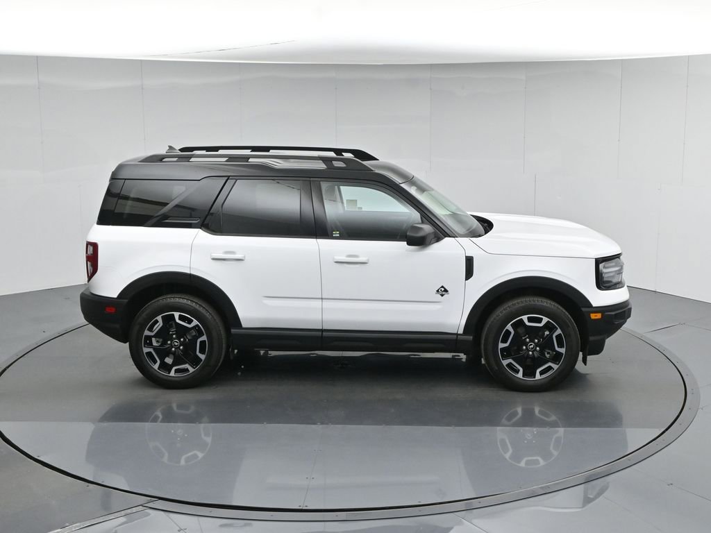 Certified 2024 Ford Bronco Sport Outer Banks w/ Tech Package AWD/4WD image 43
