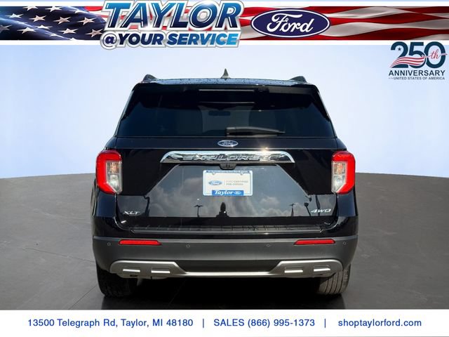 Certified 2024 Ford Explorer XLT w/ Equipment Group 202A AWD/4WD image 4