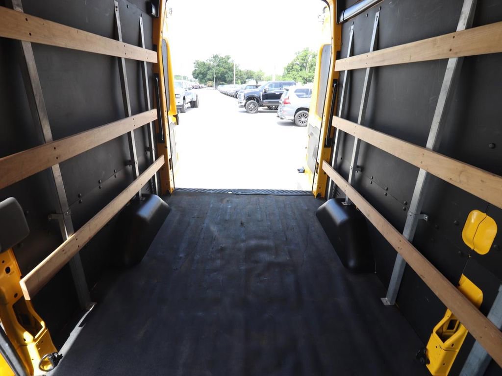 Certified 2021 Ford Transit 250 148 High Roof RWD image 9