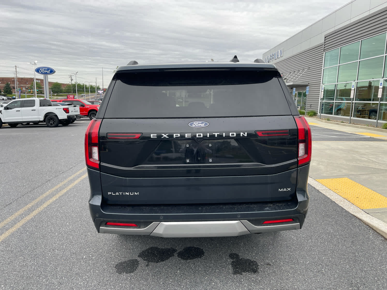 Certified 2025 Ford Expedition Max Platinum AWD/4WD image 4