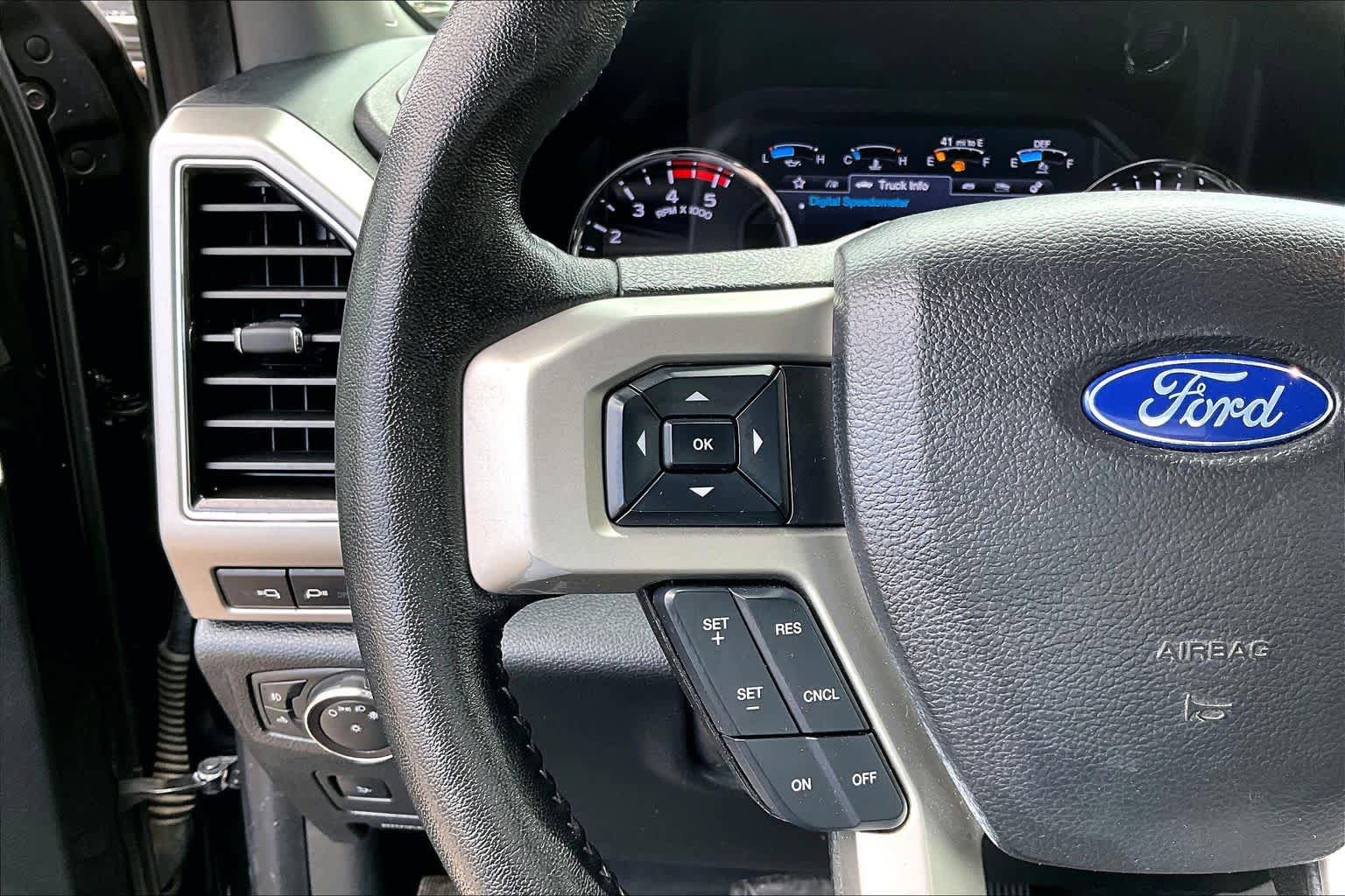 Certified 2019 Ford F450 Lariat w/ Lariat Ultimate Package AWD/4WD image 24