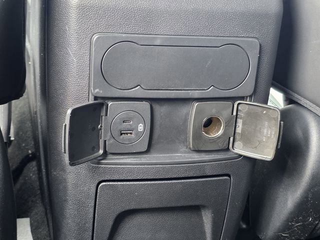 Certified 2022 Ford Explorer XLT w/ Equipment Group 202A image 18