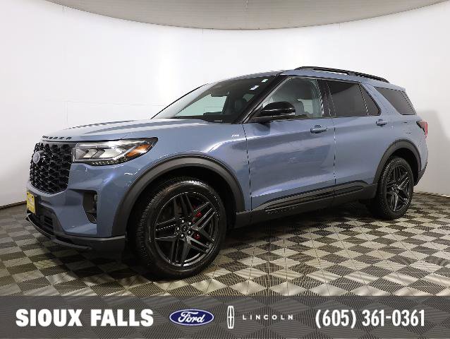 Certified 2025 Ford Explorer ST-Line w/ Premium Package AWD/4WD image 1