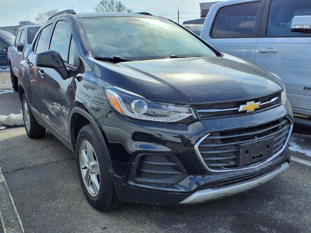 Used 2022 Chevrolet Trax LT w/ LT Convenience Package image 1