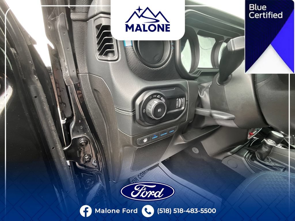 Used 2024 Jeep Wrangler Unlimited Rubicon 4xe AWD/4WD image 31