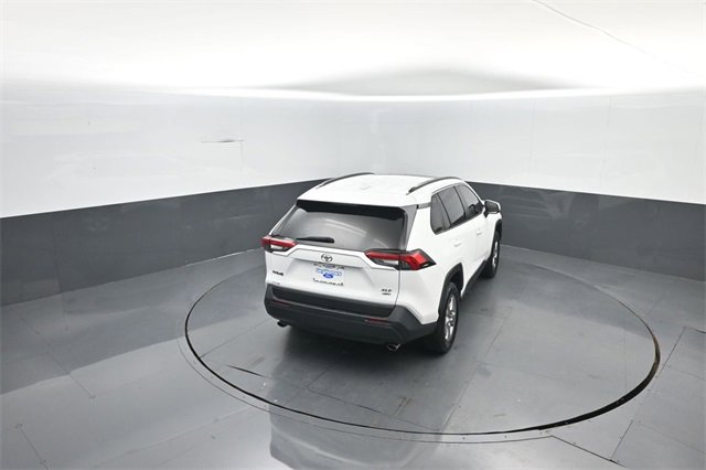 Used 2022 Toyota RAV4 XLE image 24