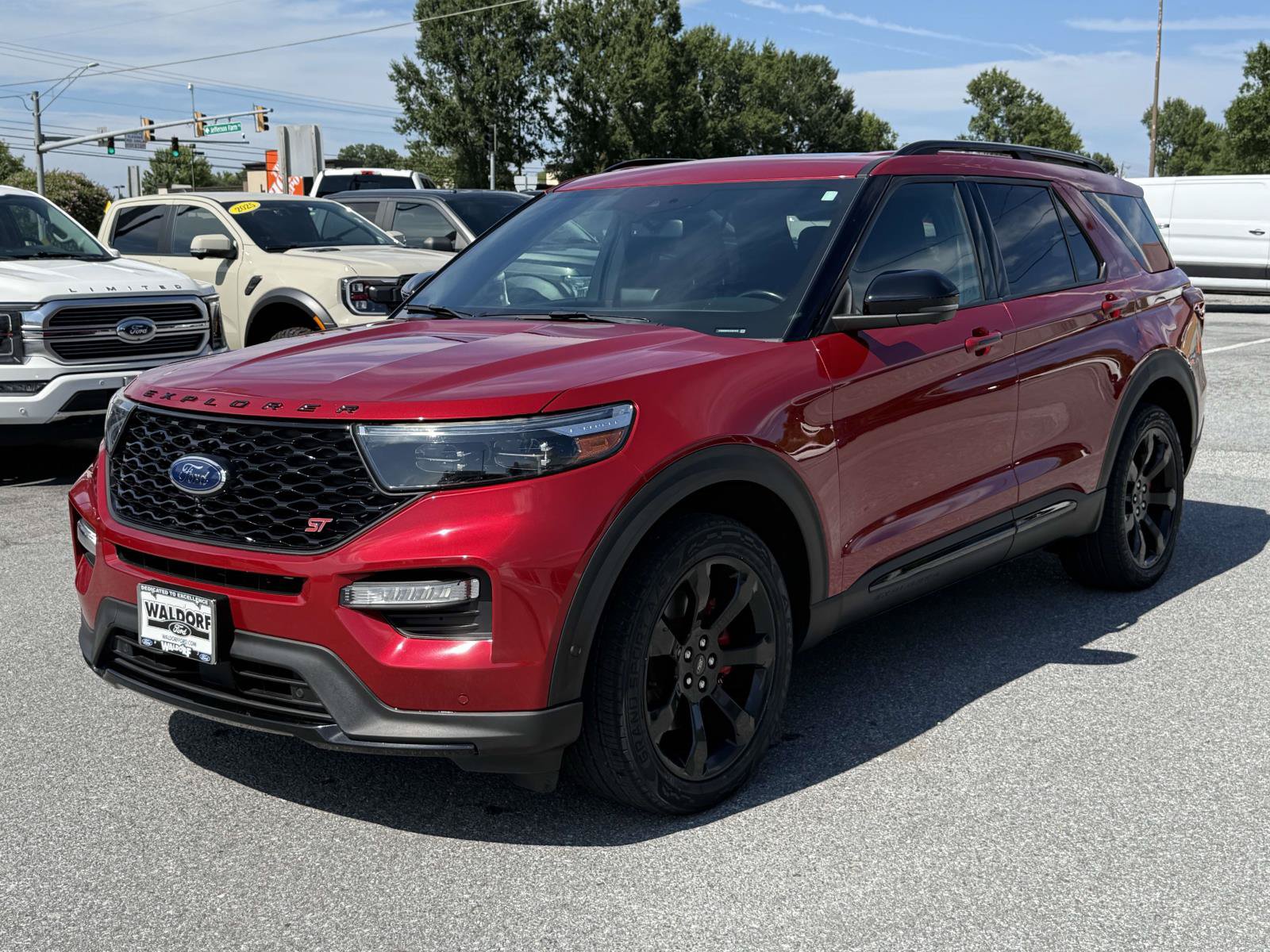 Certified 2020 Ford Explorer ST w/ ST Street Pack AWD/4WD image 5
