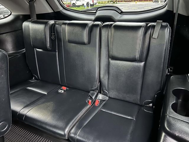 Used 2018 Toyota Highlander SE image 27