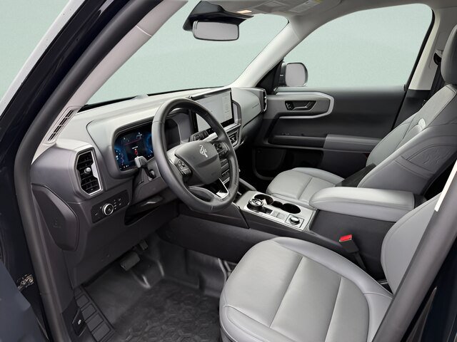 Certified 2025 Ford Bronco Sport Badlands AWD/4WD image 4