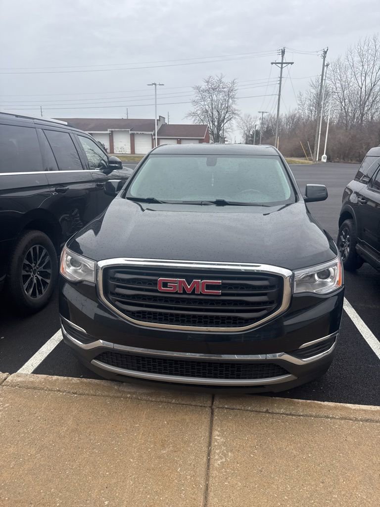 Used 2018 GMC Acadia SLE image 2