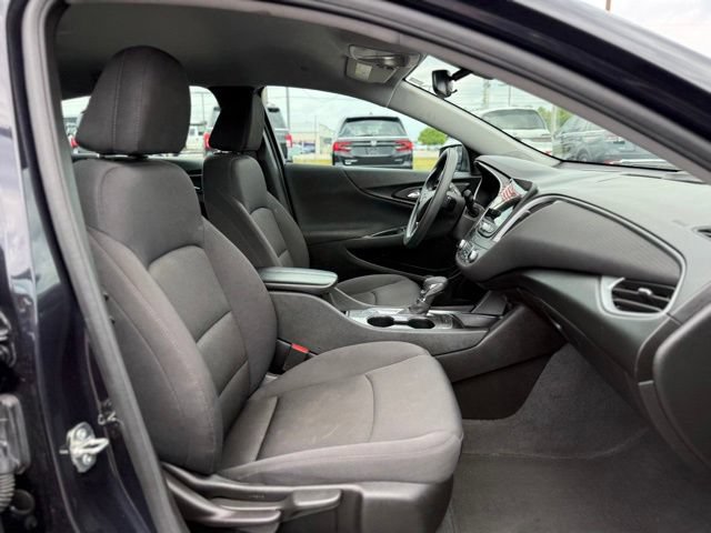 Used 2023 Chevrolet Malibu LT w/ Driver Confidence Package FWD image 18