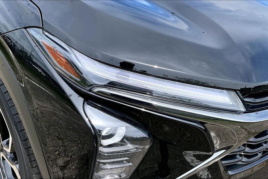 Used 2024 Chevrolet Trax RS w/ Driver Confidence Package FWD image 29