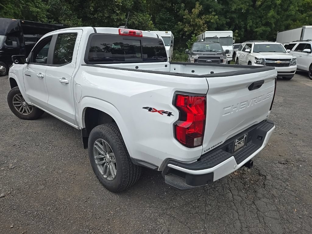 Used 2023 Chevrolet Colorado LT w/ LT Convenience Package II AWD/4WD image 8