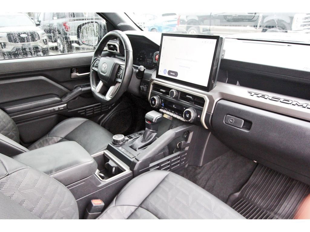 Used 2024 Toyota Tacoma TRD Sport w/ TRD Sport Premium Package AWD/4WD image 30