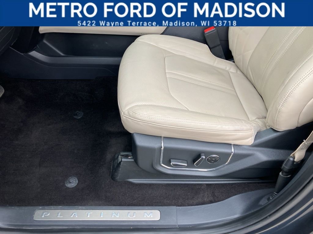 Certified 2022 Ford Expedition Max Platinum image 12