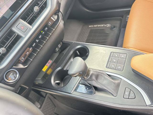 Used 2023 Lexus UX 250h FWD w/ Premium Package image 24